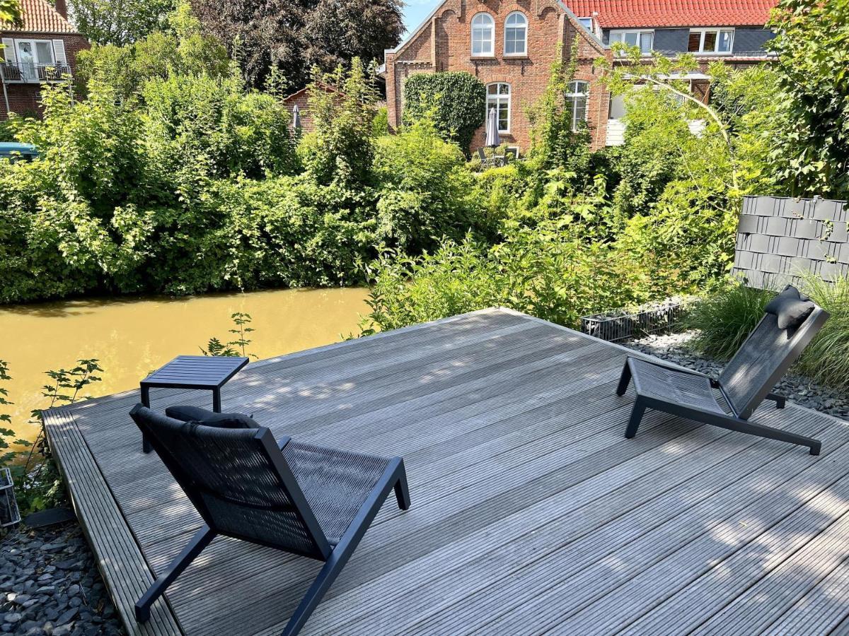 Haus Am Siel 01, Zentral Mit Eigenem Steg Villa Greetsiel Bagian luar foto